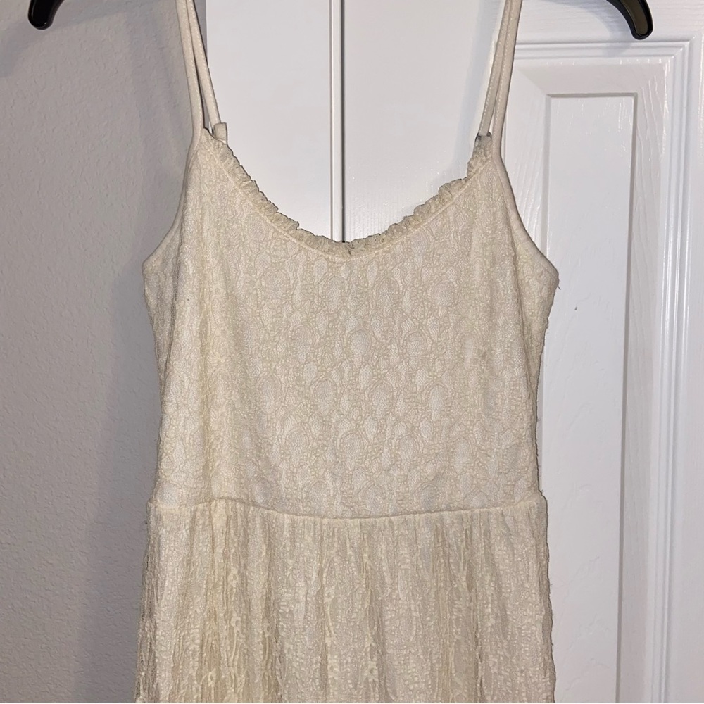 Abercrombie & Fitch Cream Lace Spaghetti Strap Maxi Dress